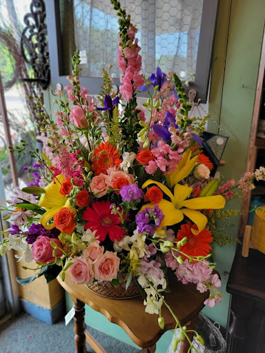 Florist «Cardell Floral», reviews and photos, 3542 Douglas Dr N, Minneapolis, MN 55422, USA