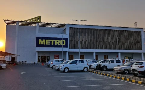 METRO Multan image