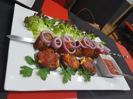 Restaurante Ruso Caviar Rojo