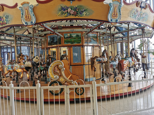 Shopping Mall «Chapel Hill Mall», reviews and photos, 2000 Brittain Rd, Akron, OH 44310, USA