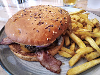 Plats et boissons du Restaurant de hamburgers Le Baradoz à Pontivy - n°20