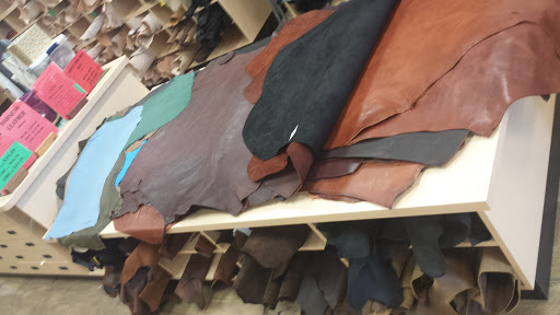 Leather Goods Store «Tandy Leather Seattle-126», reviews and photos, 14713 Aurora Ave N, Seattle, WA 98133, USA