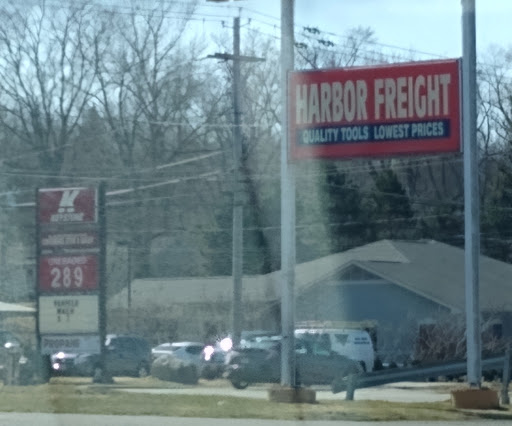 Hardware Store «Harbor Freight Tools», reviews and photos, 185 E Fairmount Ave, Lakewood, NY 14750, USA