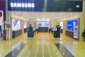 Samsung Premium Store - Maluku City Mall image