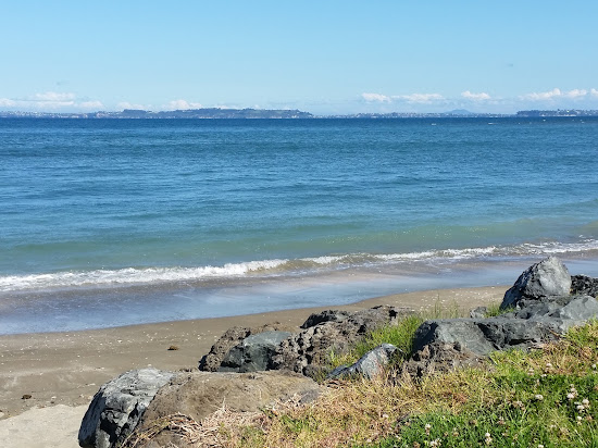 Waiwera Beach