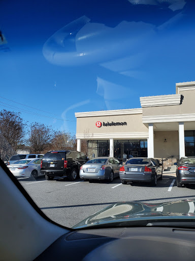 Shopping Mall «Thruway Shopping Center», reviews and photos, 300 S Stratford Rd, Winston-Salem, NC 27103, USA