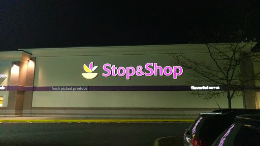 Grocery Store «Stop & Shop», reviews and photos, 930 N Colony Rd, Wallingford, CT 06492, USA