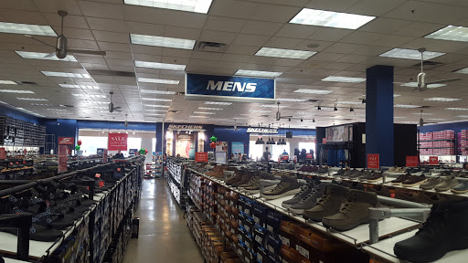 Shoe Store «SKECHERS Factory Outlet», reviews and photos, 1304 S Harbor Blvd, Fullerton, CA 92832, USA