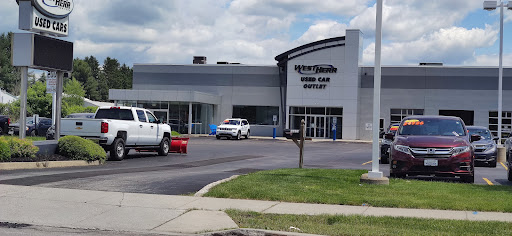 Used Car Dealer «West Herr Used Car Outlet», reviews and photos, 5535 Transit Rd, Williamsville, NY 14221, USA
