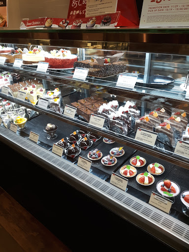 Shopping Mall «Lincoln Shopping Center», reviews and photos, 374 Lincoln Center, Stockton, CA 95207, USA