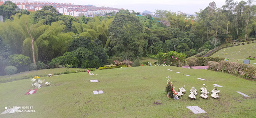 Parque Cementerio Colinas de Paz La Ofrenda - Dosquebradas
