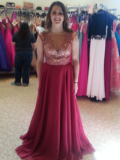 Bridal Shop «BestBridalPrices.com», reviews and photos, 305 Piasa St, Alton, IL 62002, USA