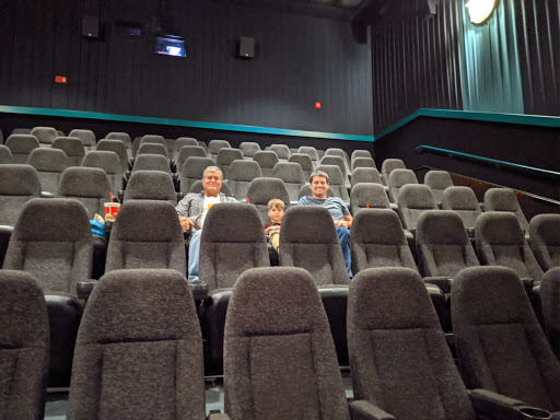 Movie Theater «Regal Cinemas Beaver Creek 12», reviews and photos, 1441 Beaver Creek Commons Dr, Apex, NC 27502, USA
