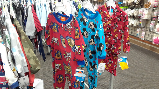 Clothing Store «Burlington Coat Factory», reviews and photos, 103 Marketplace Dr, Hampton, VA 23666, USA