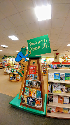 Book Store «Barnes & Noble», reviews and photos, 1 Levee Way, Newport, KY 41071, USA