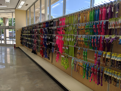 Pet Supply Store «IncrediPet», reviews and photos, 306 Southland Dr, Lexington, KY 40503, USA