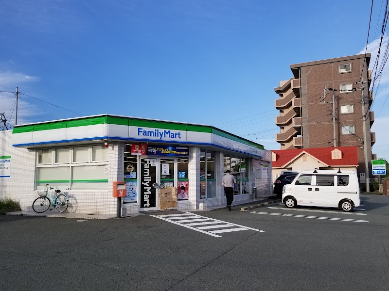 ファミリーマート 菊陽バイパス原水店