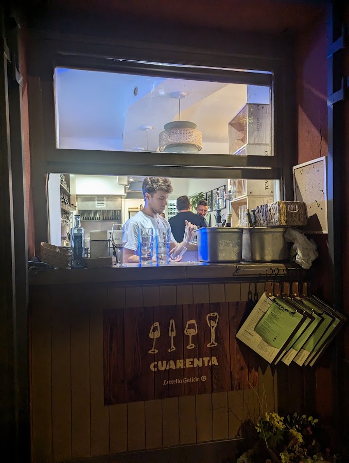 Cuarenta Bar de Vinos Aranjuez