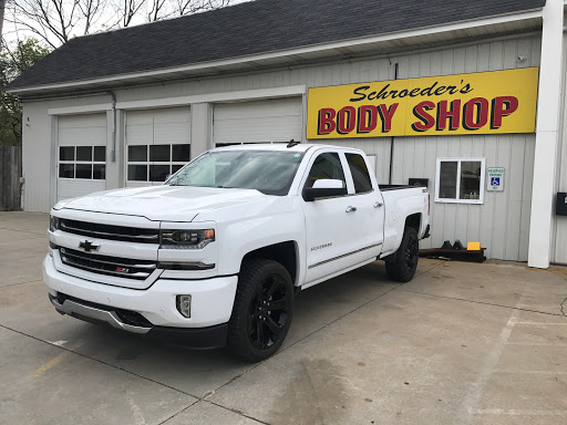 Auto Body Shop «Schroeder Body Shop LLC», reviews and photos, 623 McCarthy St, Howell, MI 48843, USA