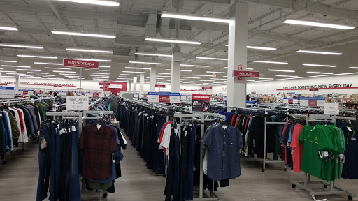 Clothing Store «Burlington Coat Factory», reviews and photos, 17500 Southcenter Pkwy, Tukwila, WA 98188, USA