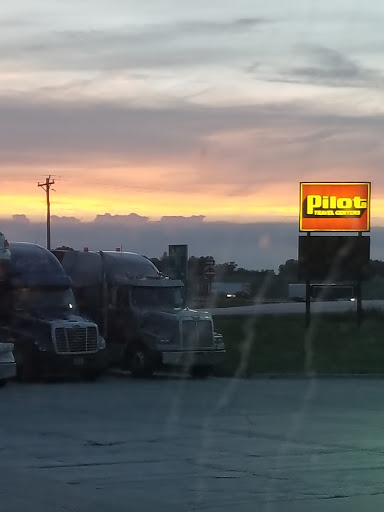 Convenience Store «Pilot Travel Center», reviews and photos, 2086 Atalissa Rd, Atalissa, IA 52720, USA