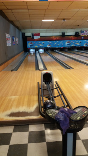 Bowling Alley «Albemarle Bowling Center», reviews and photos, 603 S Hughes Blvd, Elizabeth City, NC 27909, USA