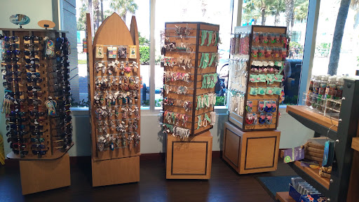 Clothing Store «Ron Jon Surf Shop», reviews and photos, 377 Mandalay Ave, Clearwater Beach, FL 33767, USA
