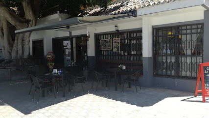 Bar Cafetería Cantina  La Plaza  - C. del Pino, 3-1, 38380 La Victoria de Acentejo, Santa Cruz de Tenerife, Spain