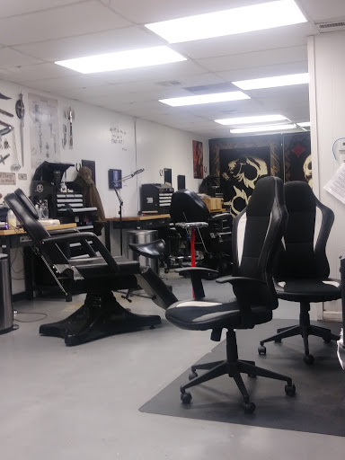 Tattoo Shop «All Waco Tattoo & Body Piercing», reviews and photos, 715 Lake Air Dr, Waco, TX 76710, USA