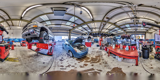 Auto Repair Shop «Hi-Tech Car Care», reviews and photos, 2924 E Thomas Rd, Phoenix, AZ 85016, USA