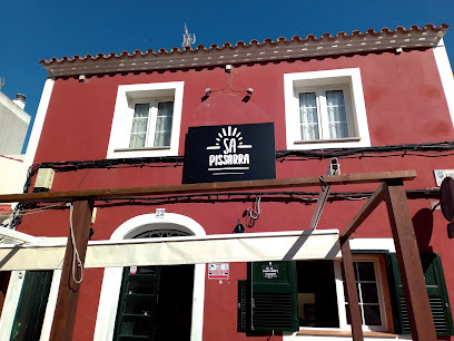 Bar Cas Pintor - Carrer Cala Corb, 23, 07720 Es Castell, Illes Balears, Spain