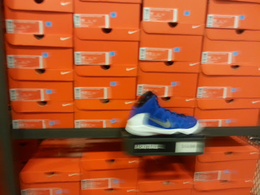 Sporting Goods Store «Nike Factory Store», reviews and photos, 4642 Factory Stores Blvd FF100, Myrtle Beach, SC 29579, USA