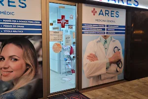 Centre Mèdic Ares- Renovacions de carnet i Medicina Estètica. image