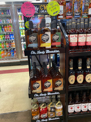 Liquor Store «Mug & Jug Fine Wine & Spirits», reviews and photos, 4138 Twelve Mile Rd, Berkley, MI 48072, USA