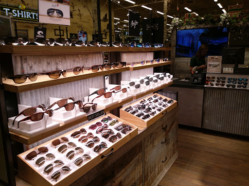 Sporting Goods Store «Bass Pro Shops», reviews and photos, 1 Bass Pro Dr, Bristol, TN 37621, USA