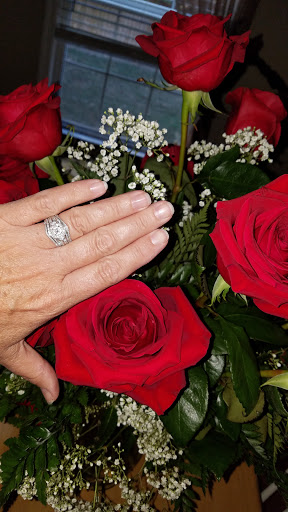 Florist «Garner & Duff Flower Shop», reviews and photos, 250 Solomons Island Rd N, Prince Frederick, MD 20678, USA