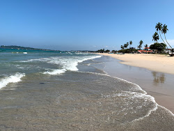 Uppuveli Beach'in fotoğrafı imkanlar alanı