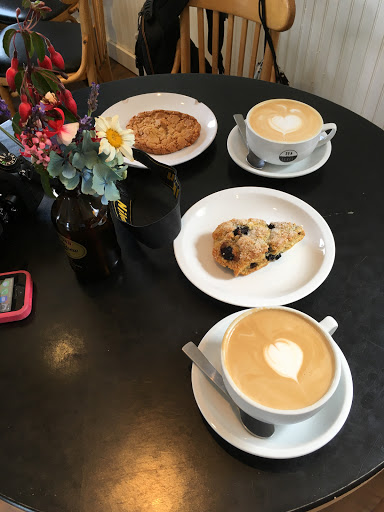 Coffee Shop «Sea Level Bakery + Coffee», reviews and photos, 3116 S Hemlock St, Cannon Beach, OR 97103, USA