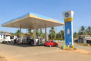 Bharat Petroleum, Petrol Pump -Padapparamba Petroleum image