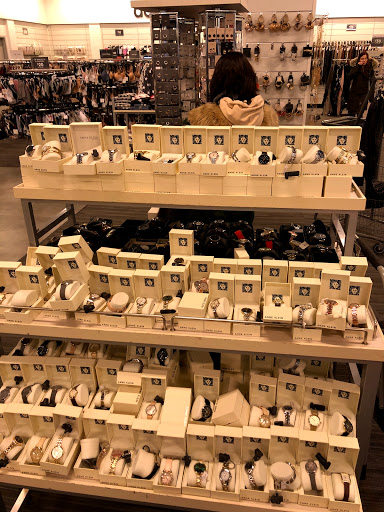 Department Store «Nordstrom Rack Skyview Center», reviews and photos, 4024 College Point Blvd, Flushing, NY 11354, USA