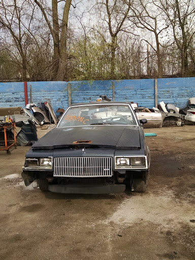 Auto Parts Store «Torrence Auto Wreckers & Parts», reviews and photos, 9601 S Torrence Ave, Chicago, IL 60617, USA