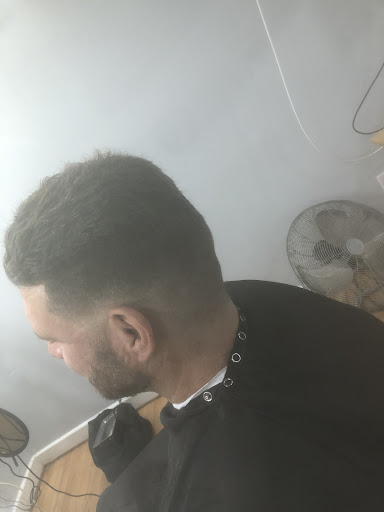 Barber Shop «Sports Talk Barber Shop», reviews and photos, 4418 Devine St, Columbia, SC 29205, USA