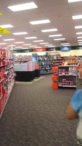 Shoe Store «Shoe Carnival», reviews and photos, 466 Pinnacle Pkwy, Bristol, TN 37620, USA