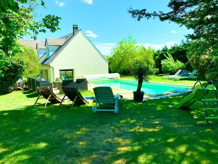 Maison de vacances grande capacité, avec piscine, proche Dreux et Chartres, Eure-et-Loir, Centre-Val de Loire à Tremblay-les-Villages (Eure-et-Loir 28)