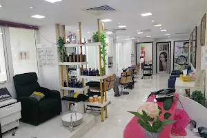Beauty Touch Ladies Salon Home & Henna Services image