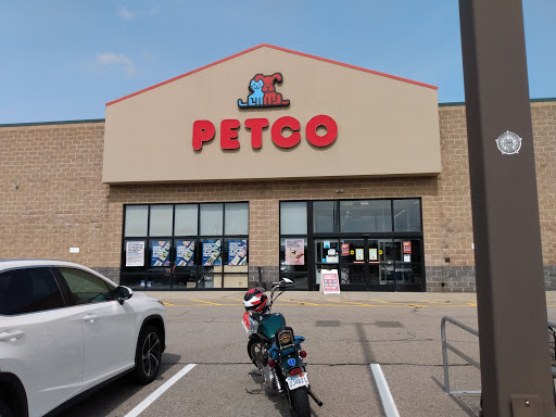 Pet Supply Store «Petco Animal Supplies», reviews and photos, 65 Taunton Depot Dr A, Taunton, MA 02780, USA