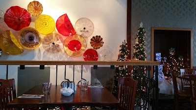 Photos of Pano's On Elmwood