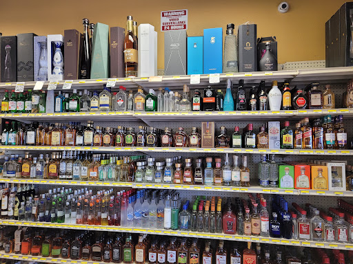 Liquor Store «Holiday Wine & Liquor», reviews and photos, 2714 E Griffin Pkwy, Mission, TX 78572, USA