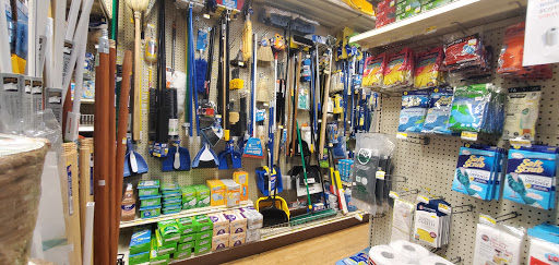 Home Improvement Store «Village True Value Hardware», reviews and photos, 32 Newtown Ln, East Hampton, NY 11937, USA