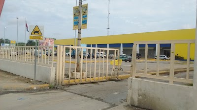 Photos of La Sirena Autopista Duarte